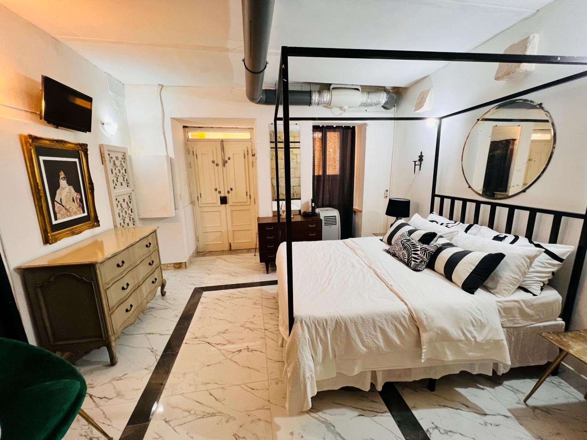 Apartamento Charming Townhouse Prime Area La Valeta Exterior foto