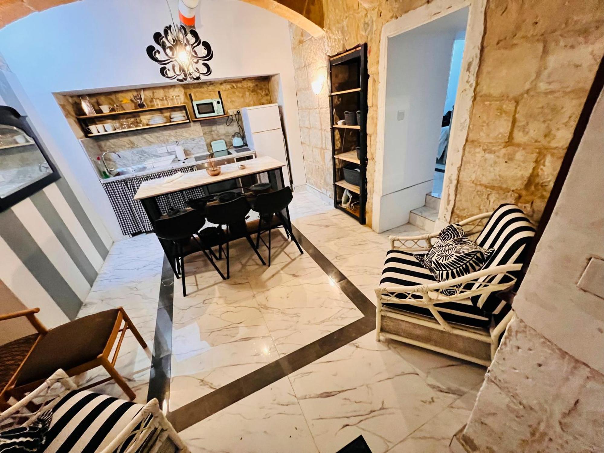 Apartamento Charming Townhouse Prime Area La Valeta Exterior foto