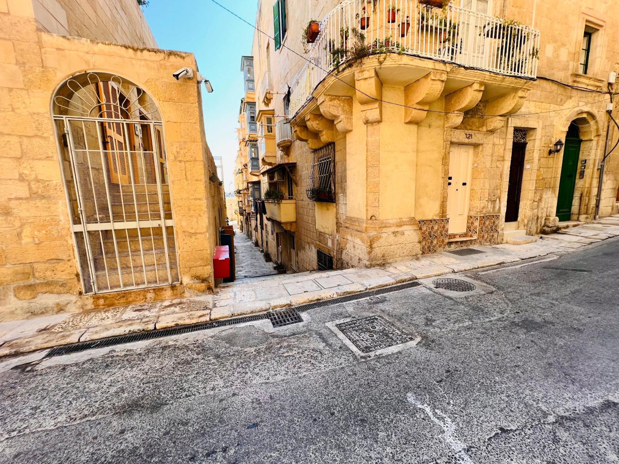Apartamento Charming Townhouse Prime Area La Valeta Exterior foto